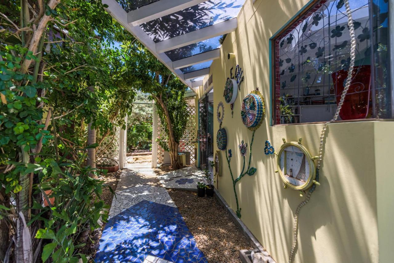 Sunflower Villa Studios Palm Beach Kültér fotó