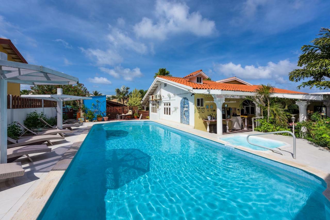 Sunflower Villa Studios Palm Beach Kültér fotó