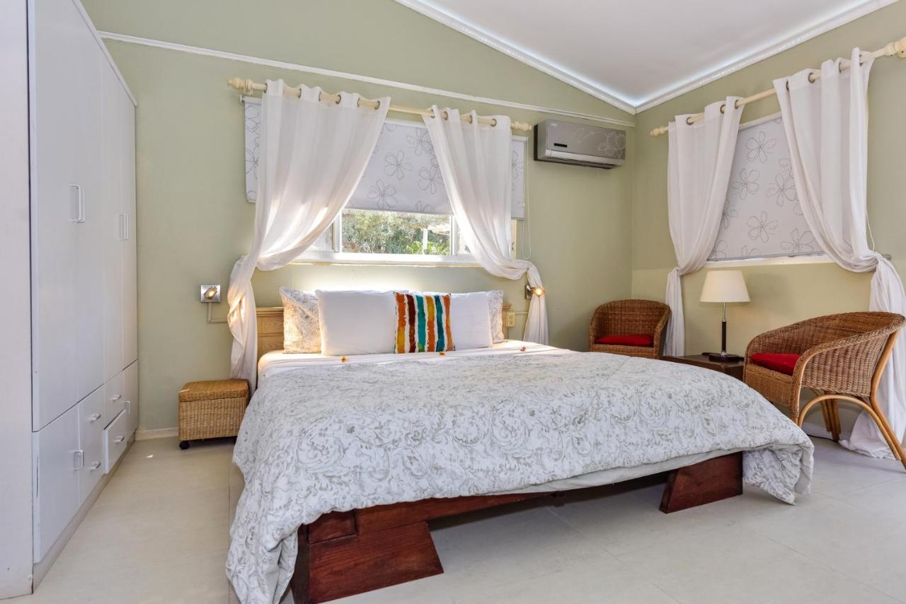 Sunflower Villa Studios Palm Beach Kültér fotó